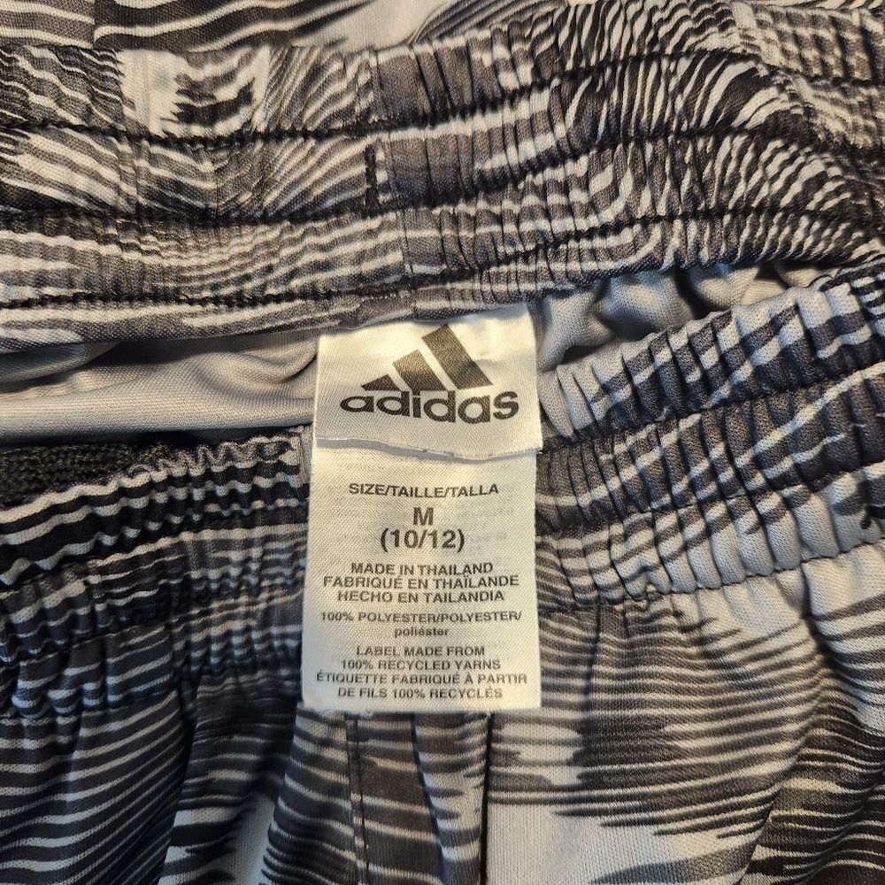 Adidas Kids Black Gray Athletic Shorts Med 10/12 - Picture 4 of 4
